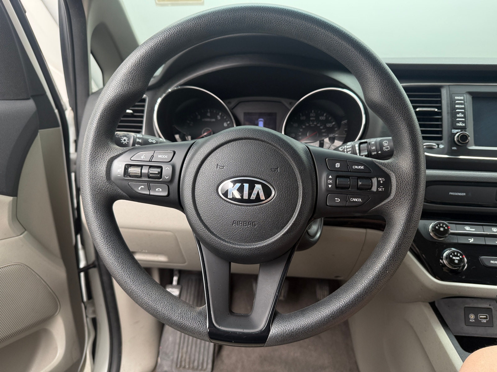 Thumbnail: 2019 Kia Sedona - 5