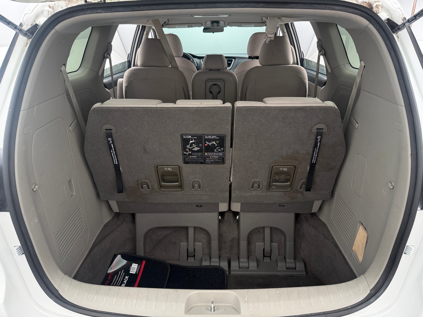 Thumbnail: 2019 Kia Sedona - 7