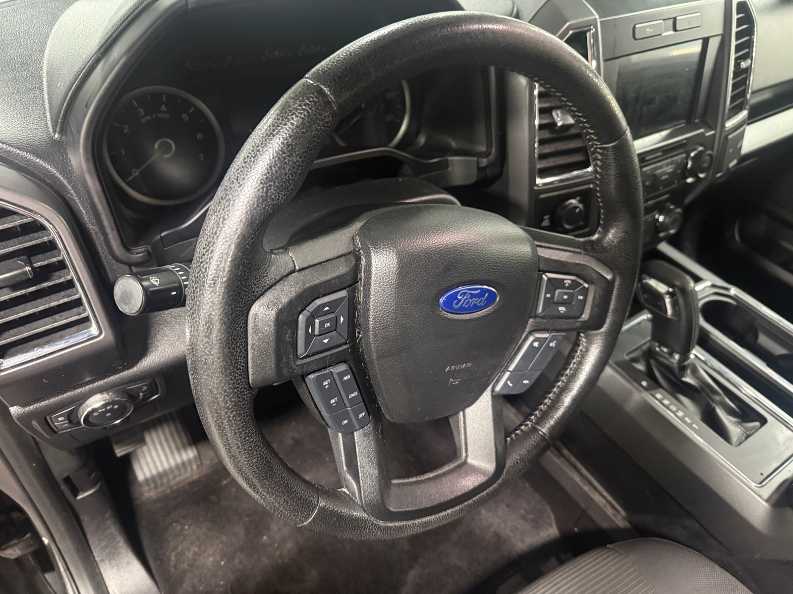 Thumbnail: 2016 Ford Econoline - 5