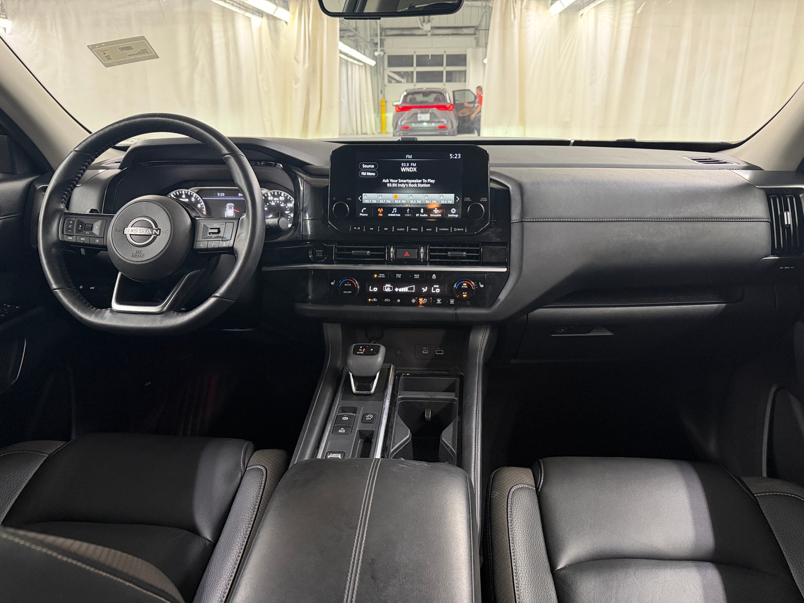 Thumbnail: 2025 Nissan Pathfinder - 2