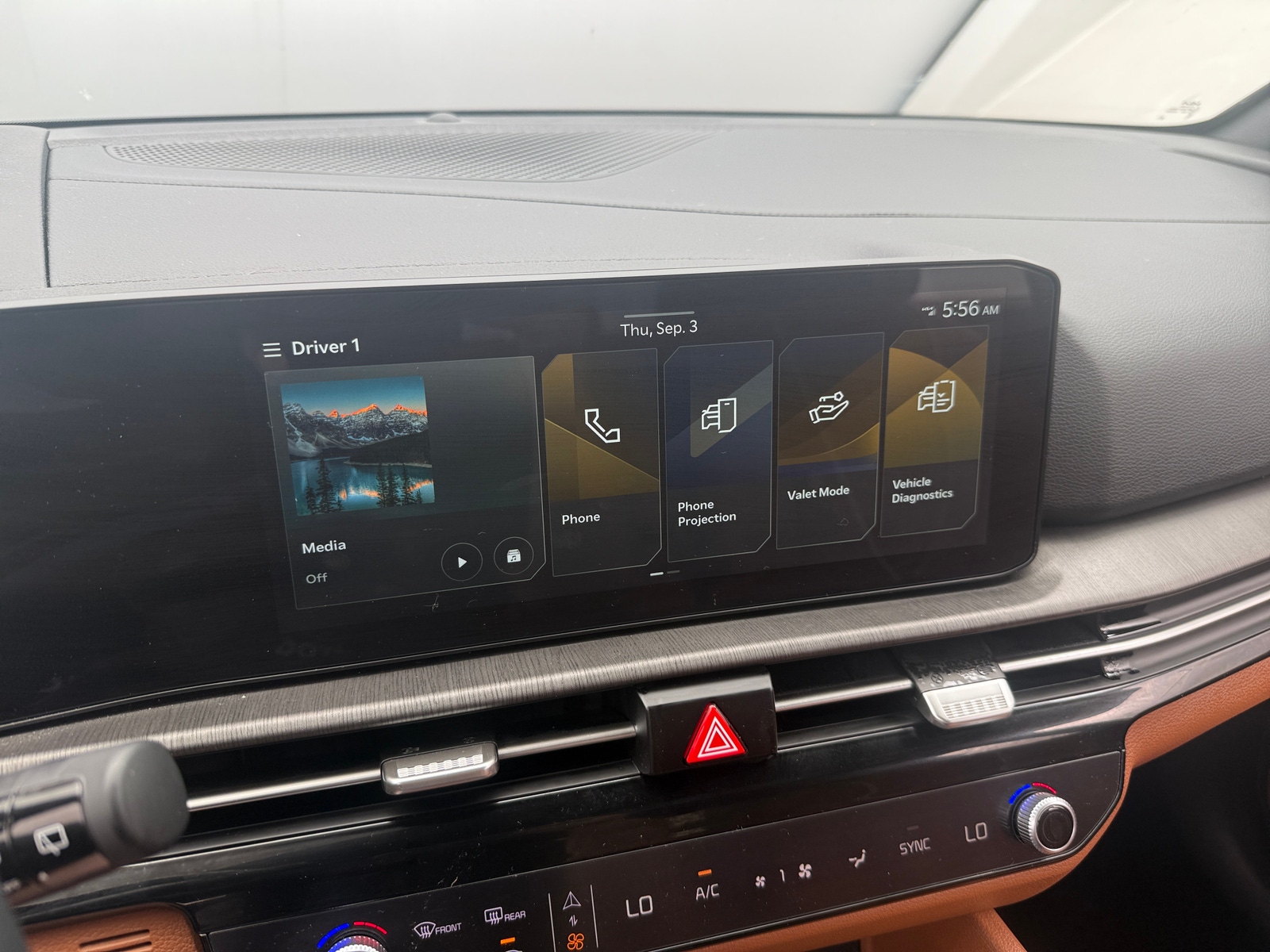 Thumbnail: 2026 Kia Sportage - 3