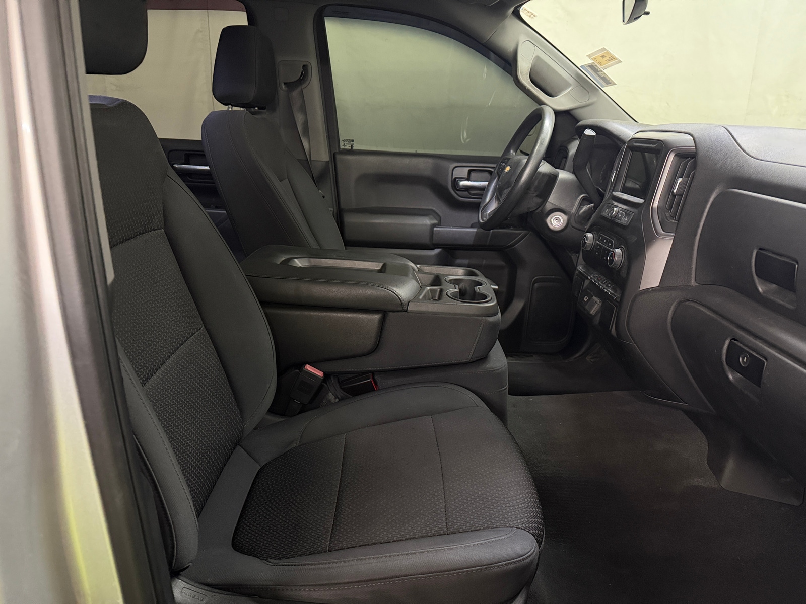 Thumbnail: 2019 Chevrolet Silverado 1500 - 2