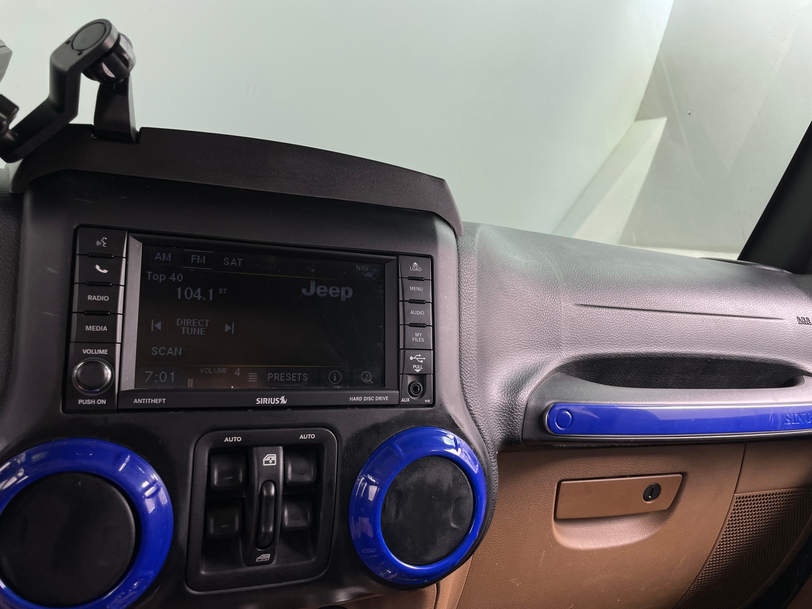 Thumbnail: 2017 Jeep Wrangler - 4