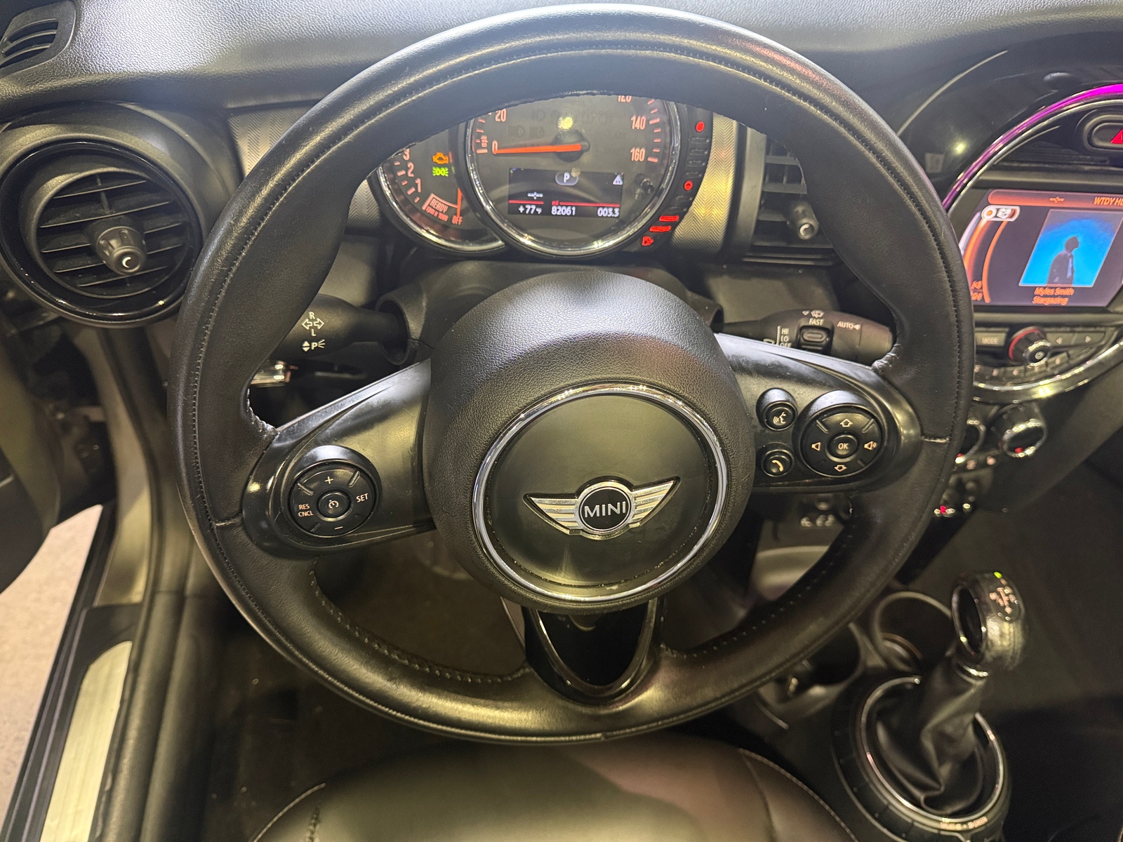 Thumbnail: 2017 MINI Cooper Convertible - 4
