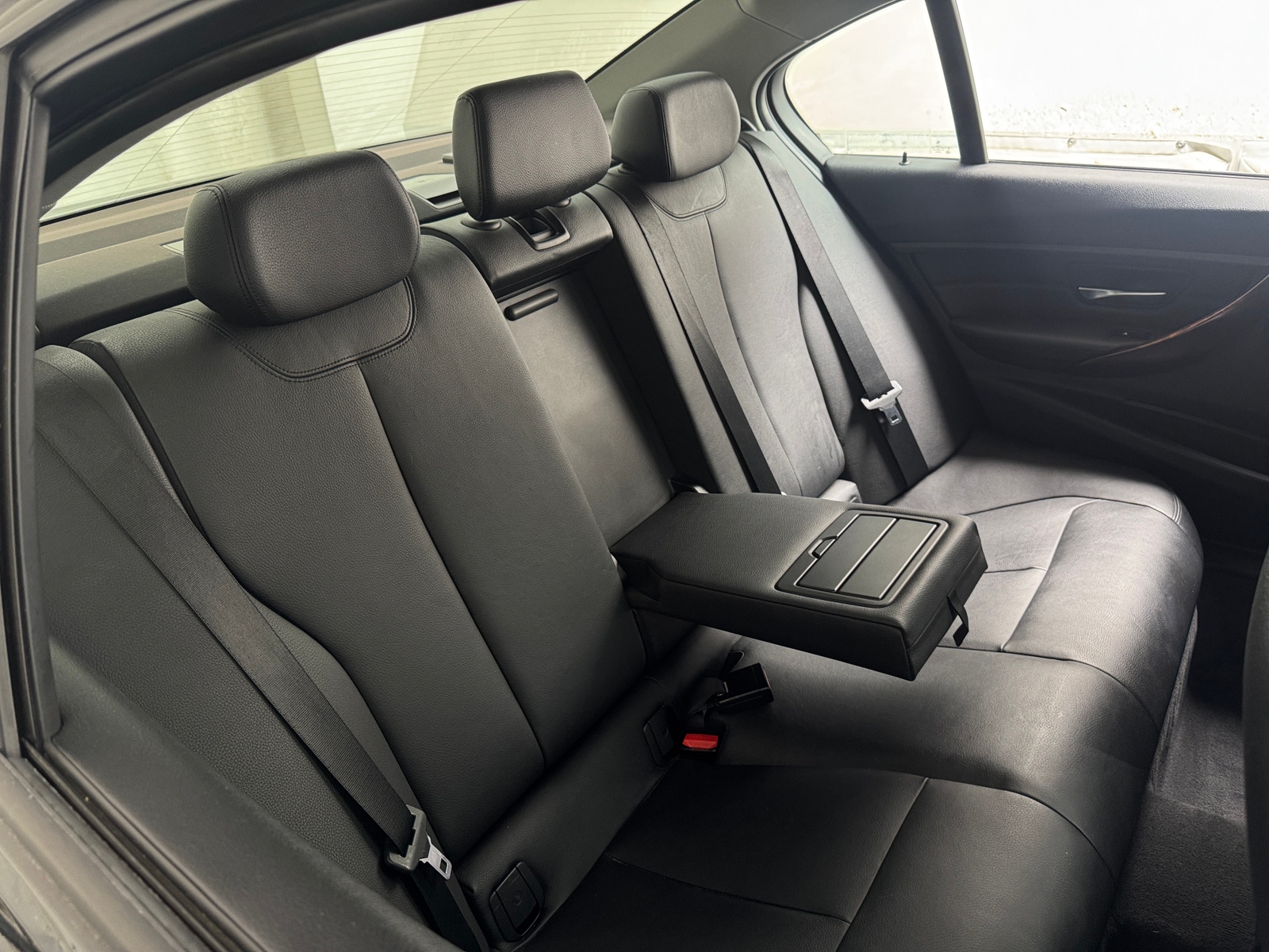 Thumbnail: 2014 BMW 3 Series - 6