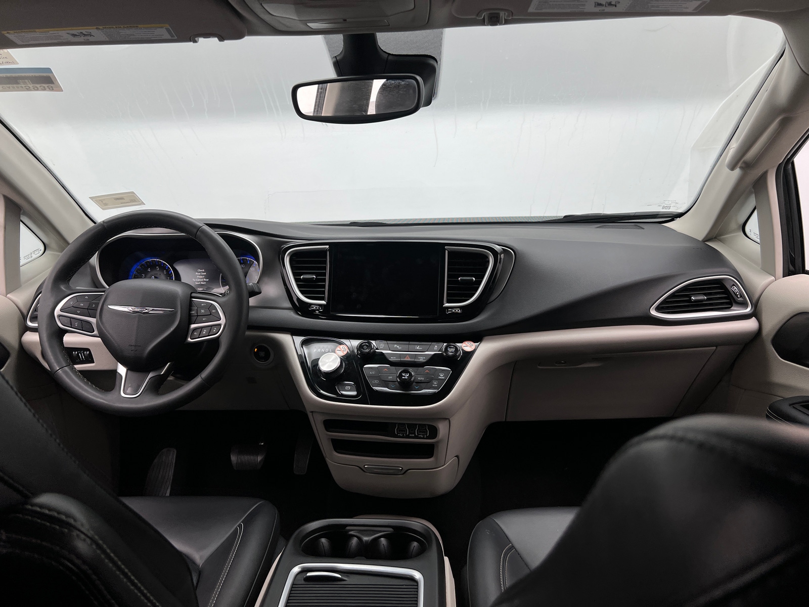 Thumbnail: 2024 Chrysler Pacifica - 2