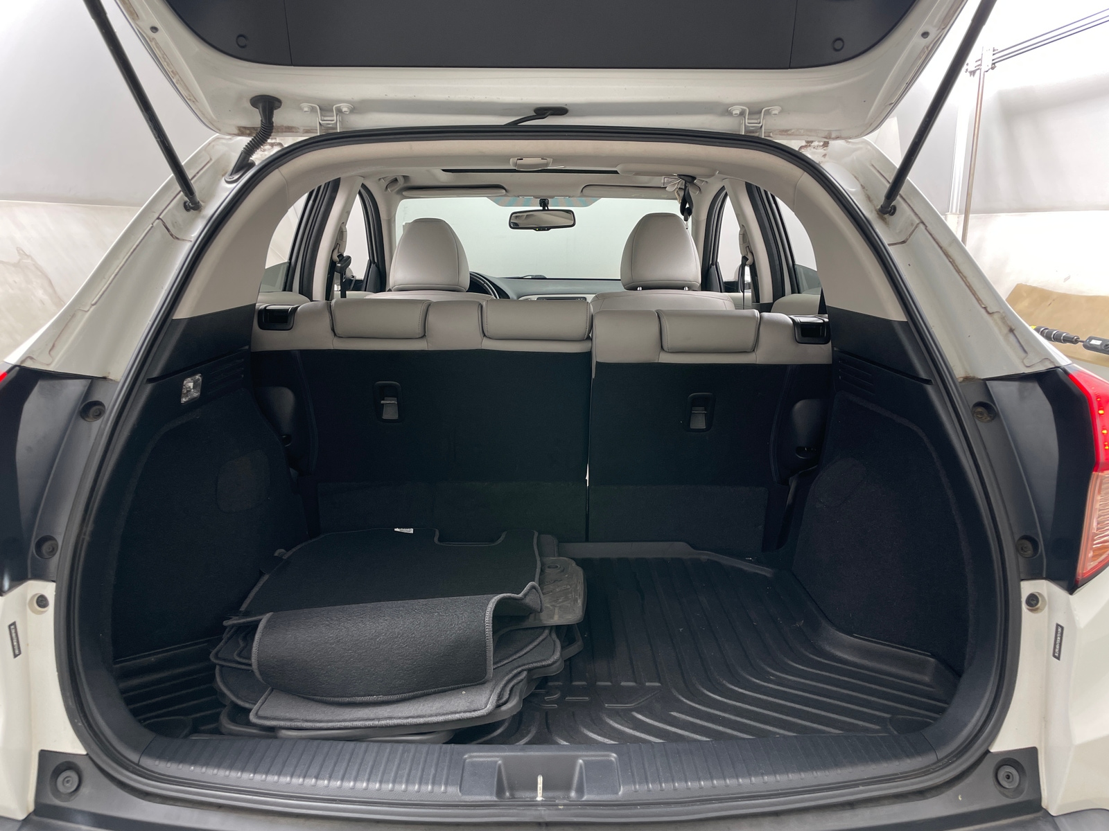 Thumbnail: 2016 Honda HR-V - 6