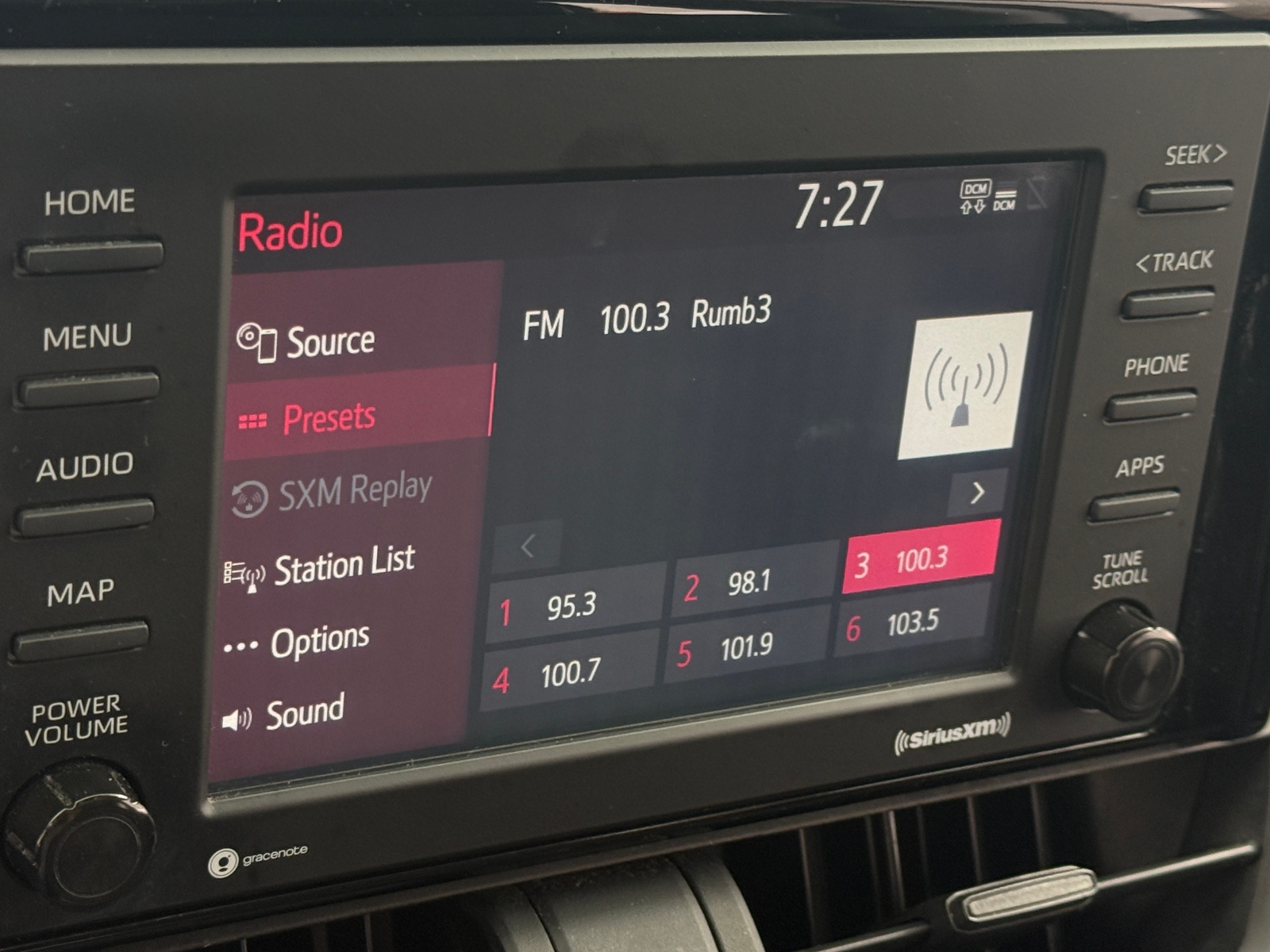 Thumbnail: 2021 Toyota RAV4 - 4