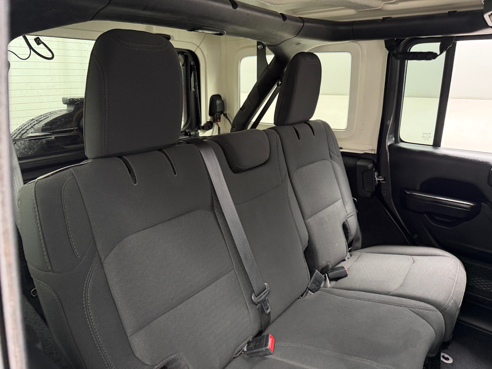 Thumbnail: 2019 Jeep Wrangler - 6