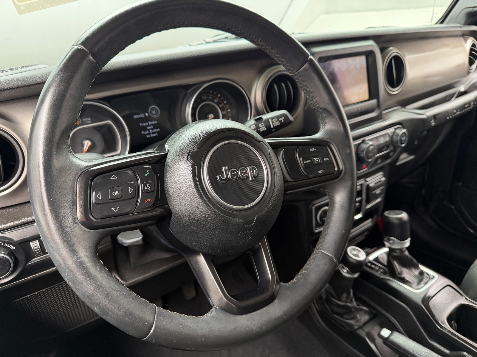 Thumbnail: 2019 Jeep Wrangler - 5