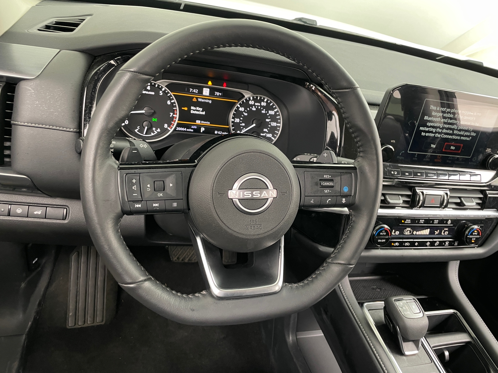 Thumbnail: 2023 Nissan Pathfinder - 4