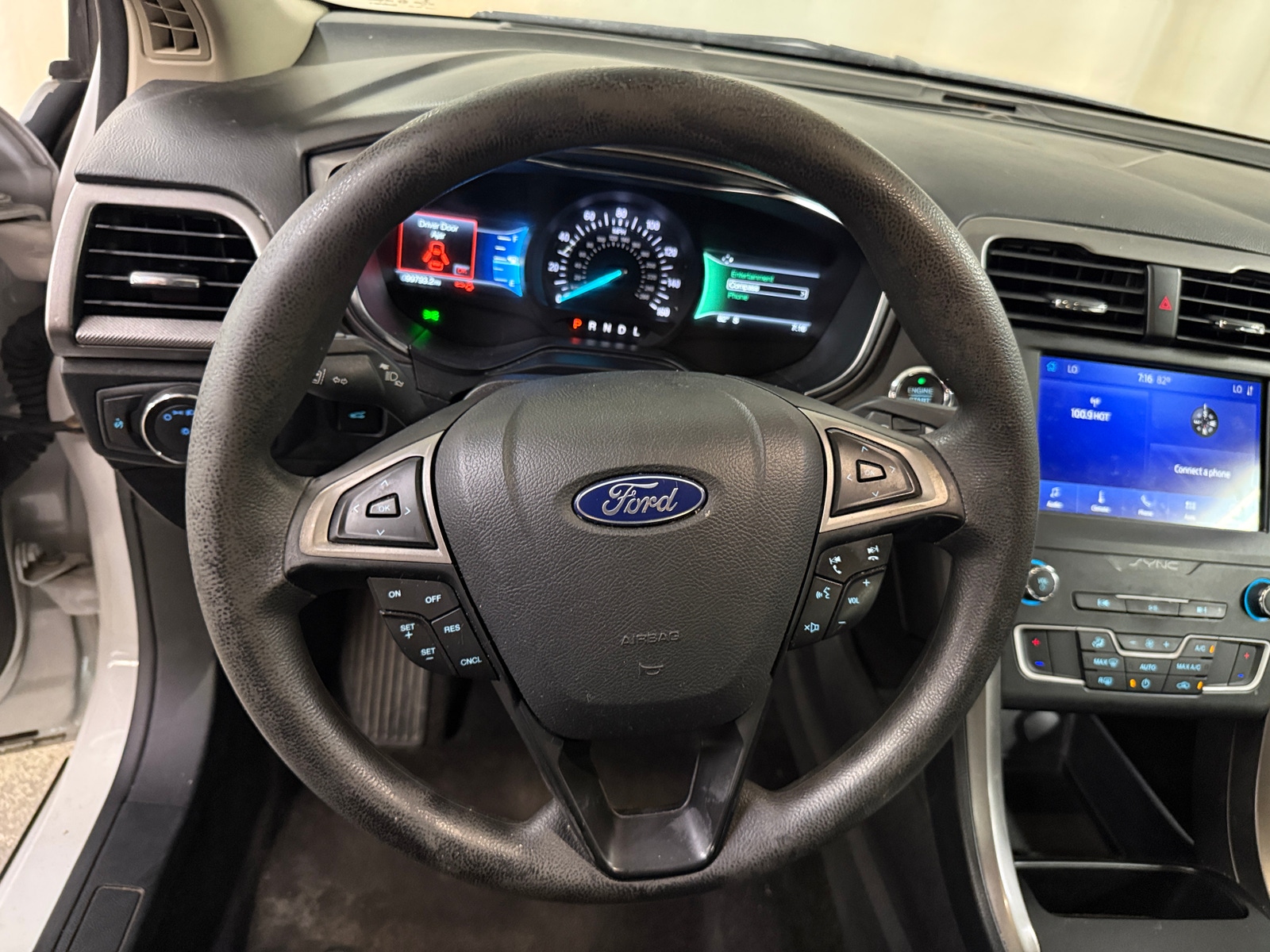 Thumbnail: 2020 Ford Fusion - 5