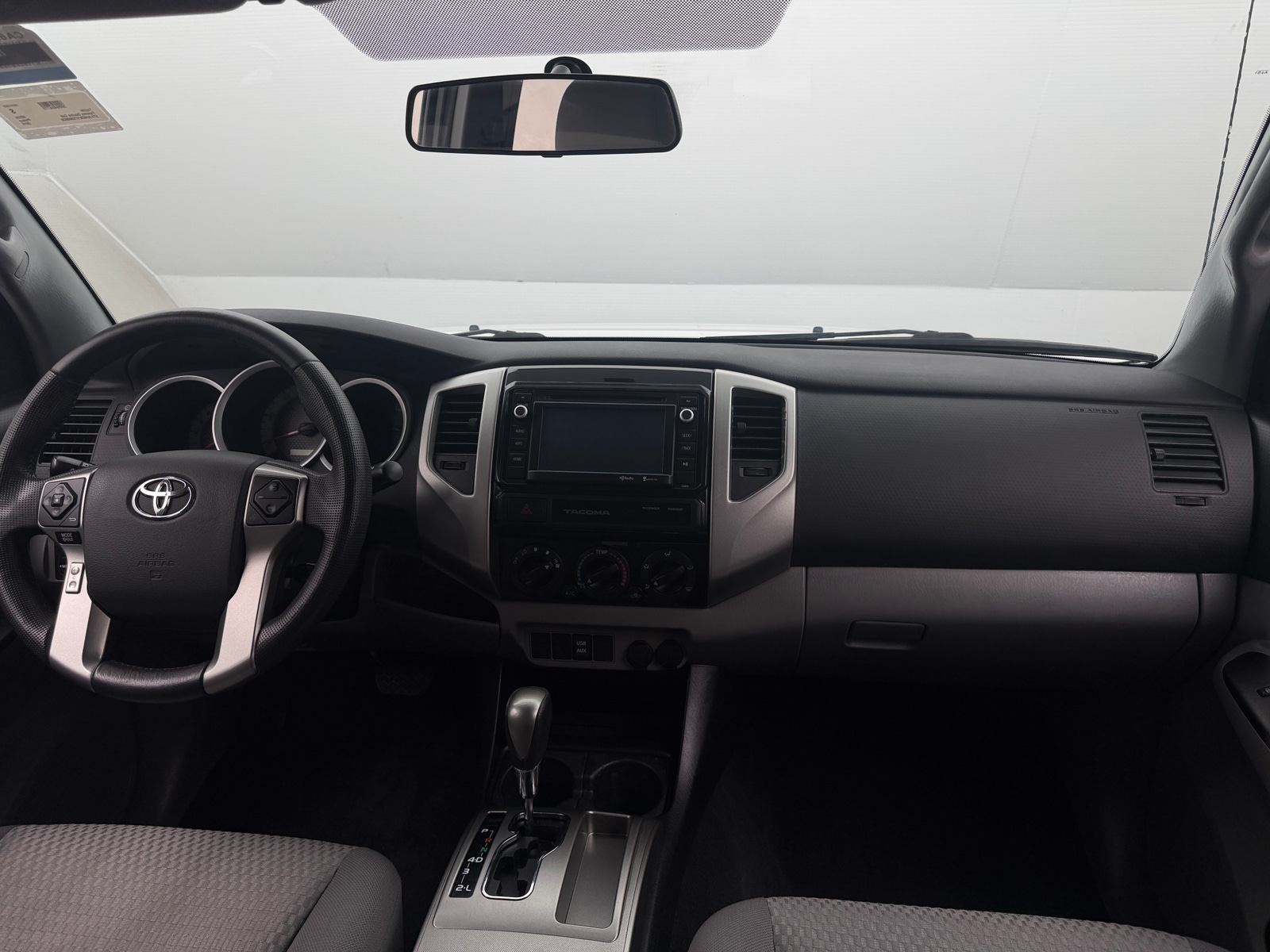 Thumbnail: 2015 Toyota Tacoma - 3