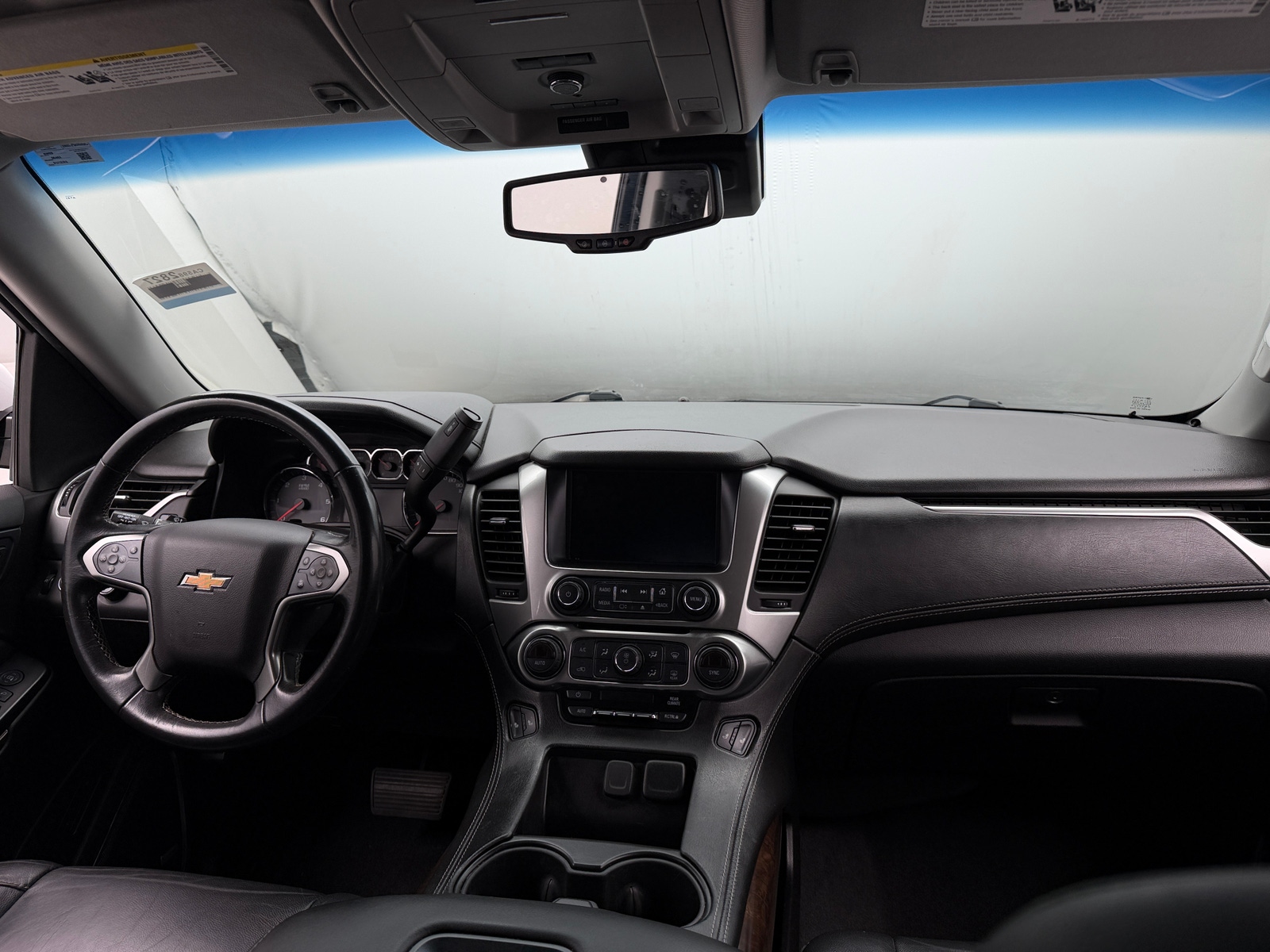Thumbnail: 2019 Chevrolet Tahoe - 2