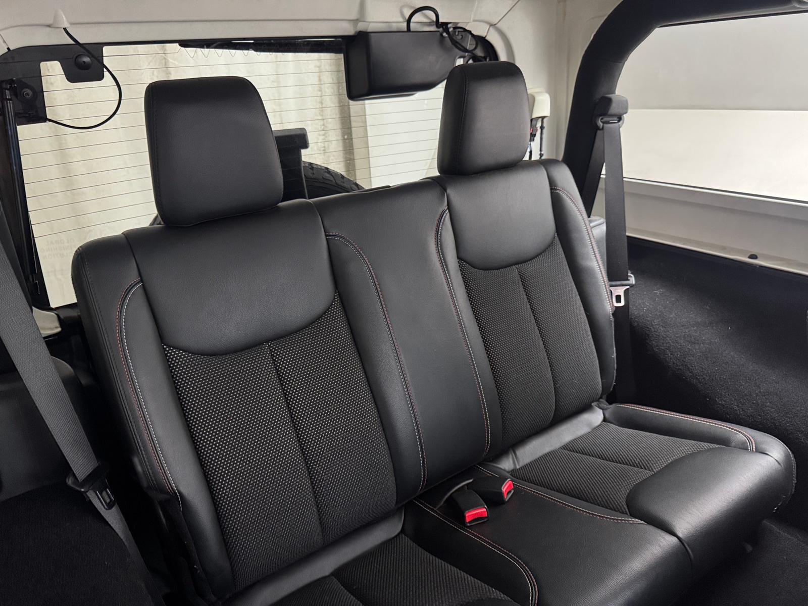 Thumbnail: 2017 Jeep Wrangler - 6