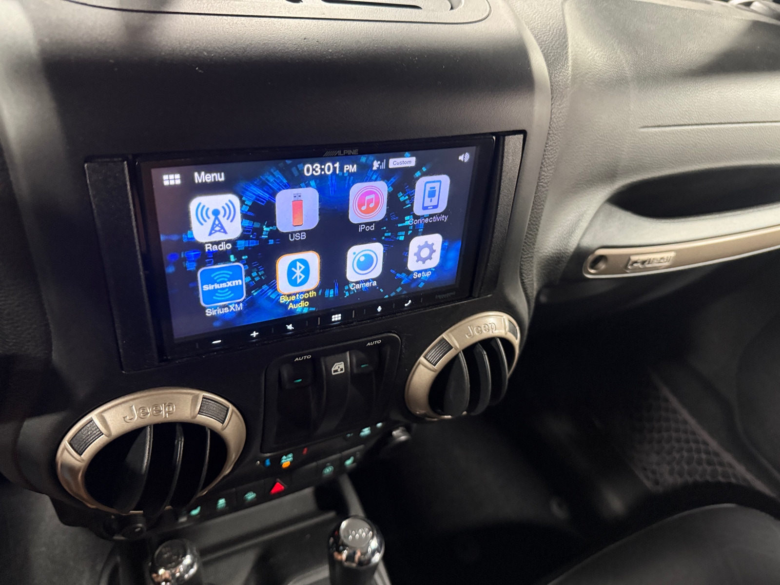 Thumbnail: 2017 Jeep Wrangler - 4