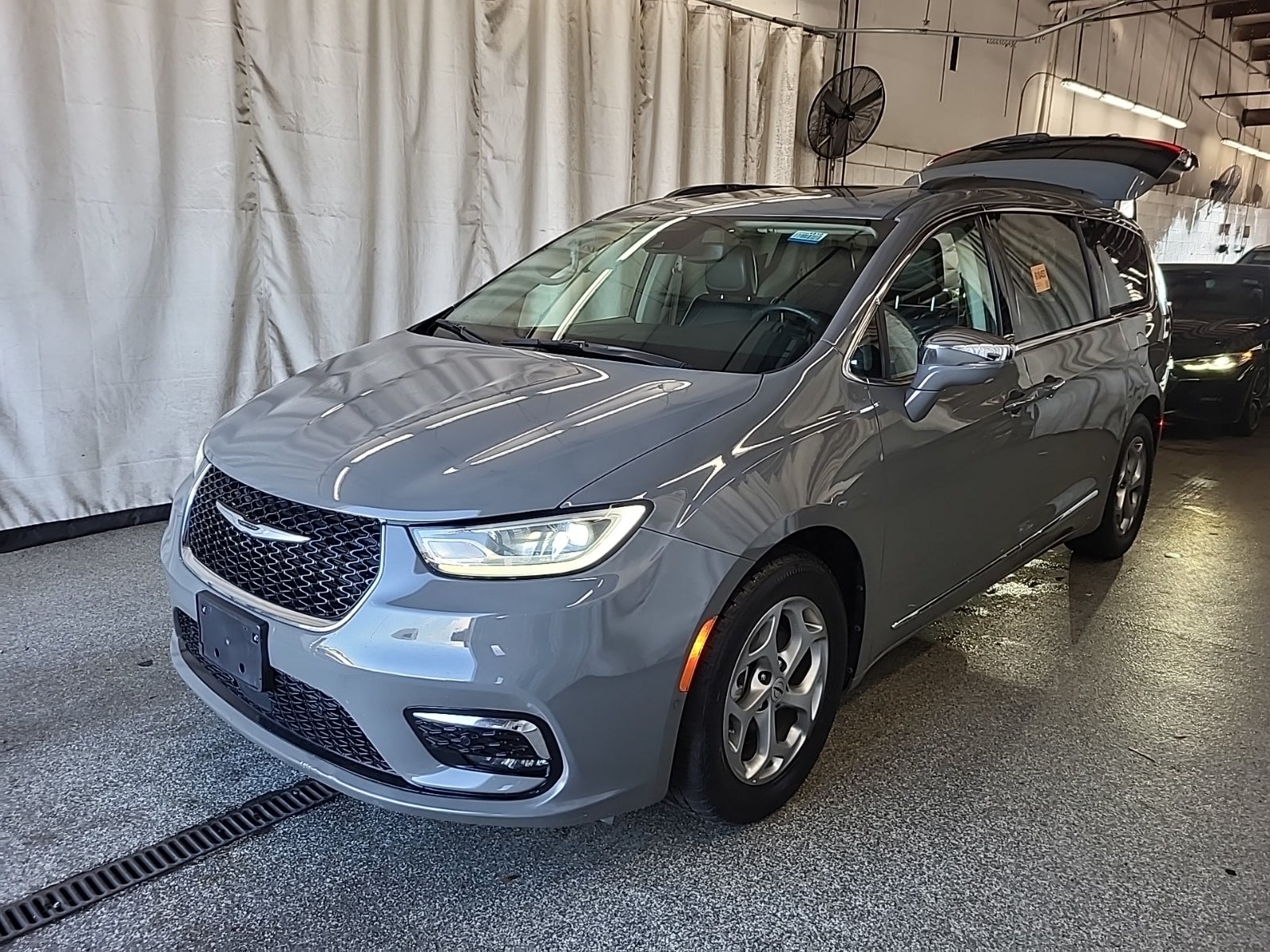 2022 Chrysler Pacifica Limited
