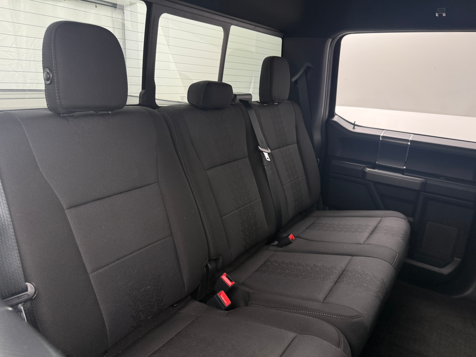 Thumbnail: 2019 Ford Econoline - 6
