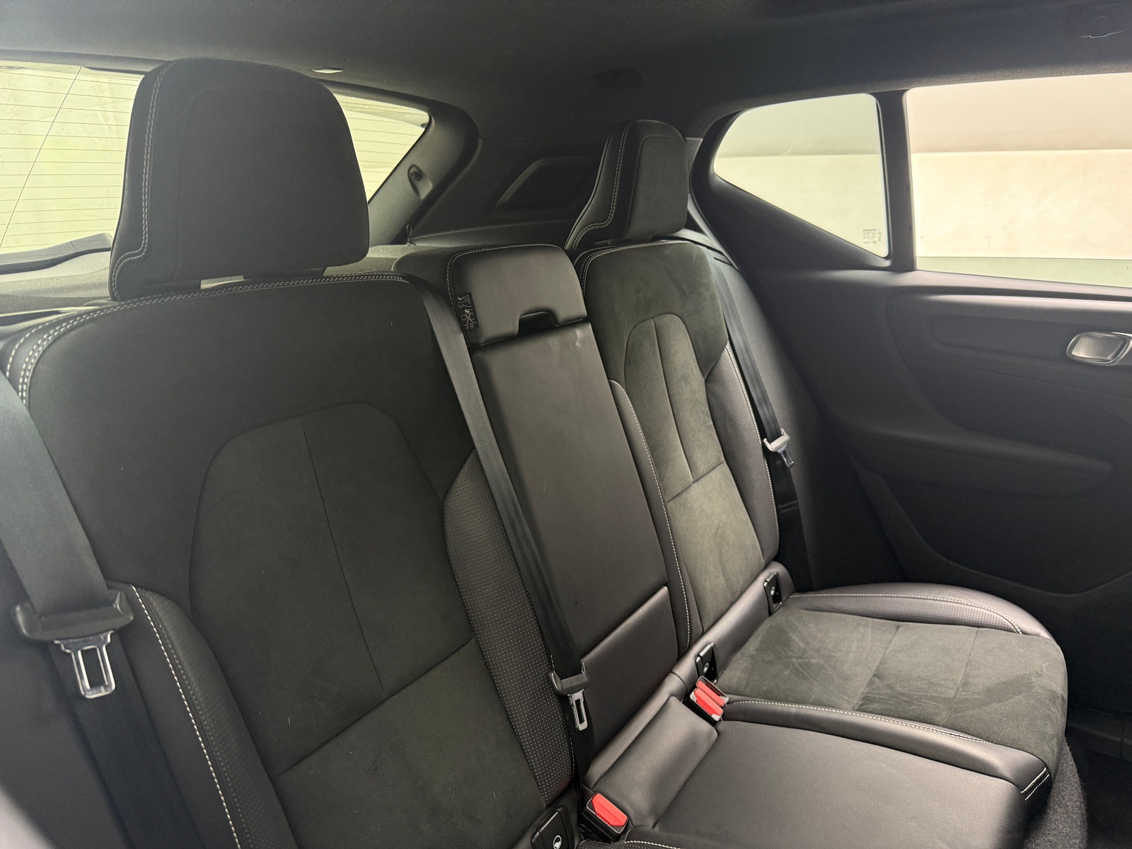 Thumbnail: 2021 Volvo XC40 - 5