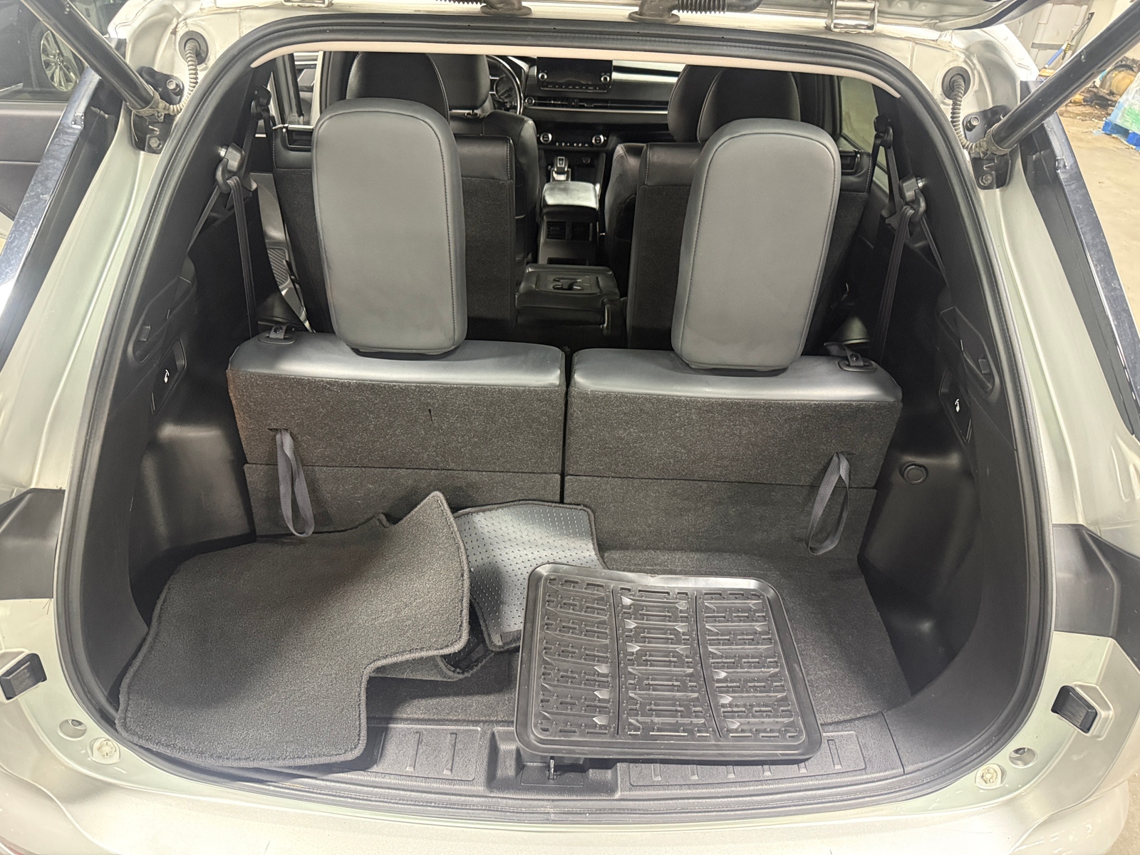 Thumbnail: 2024 Mitsubishi Outlander - 6