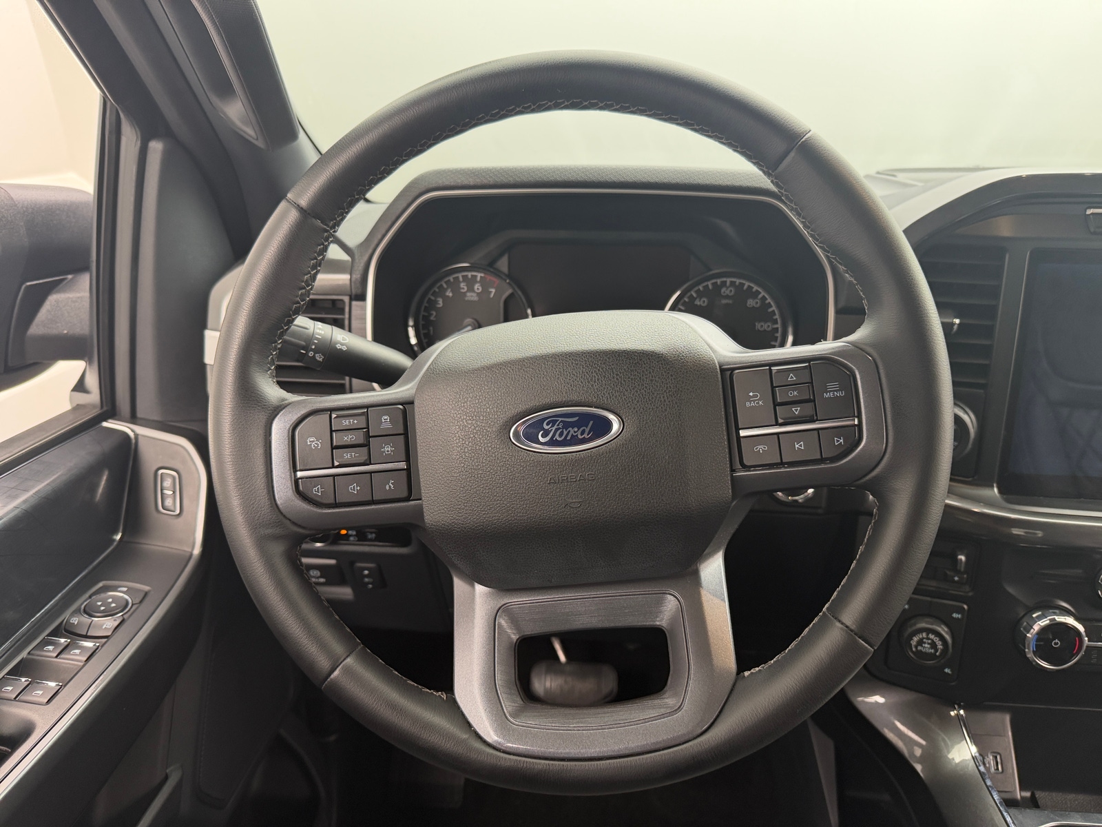 Thumbnail: 2023 Ford Econoline - 5