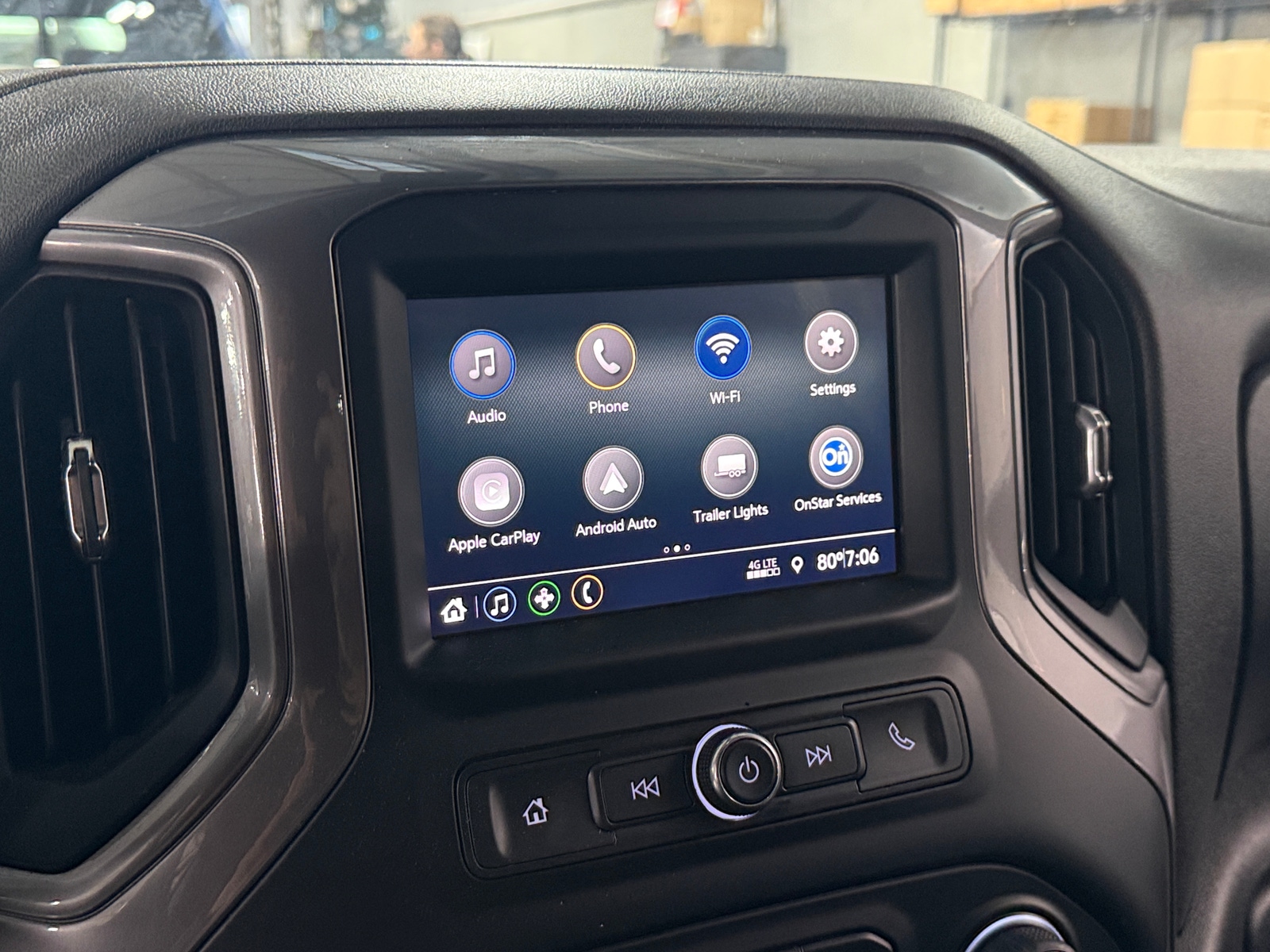 Thumbnail: 2020 Chevrolet Silverado 1500 - 4