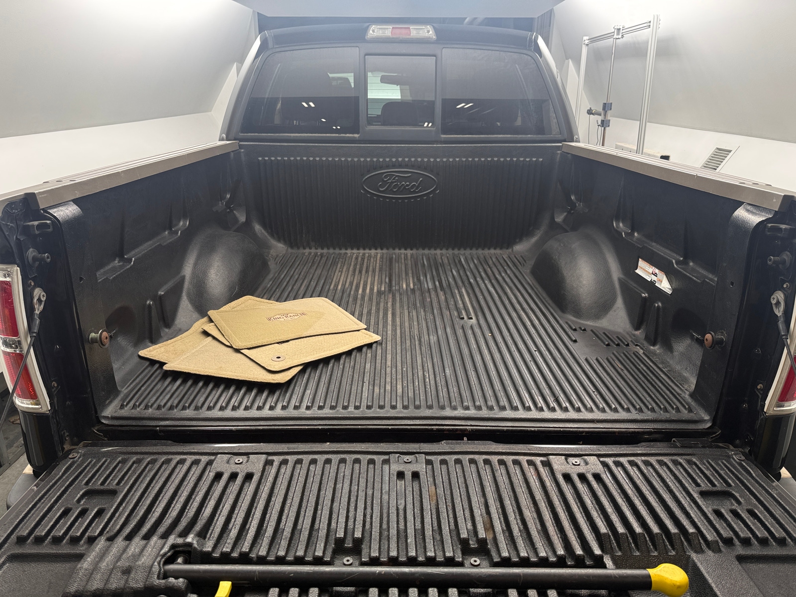 Thumbnail: 2014 Ford Econoline - 6