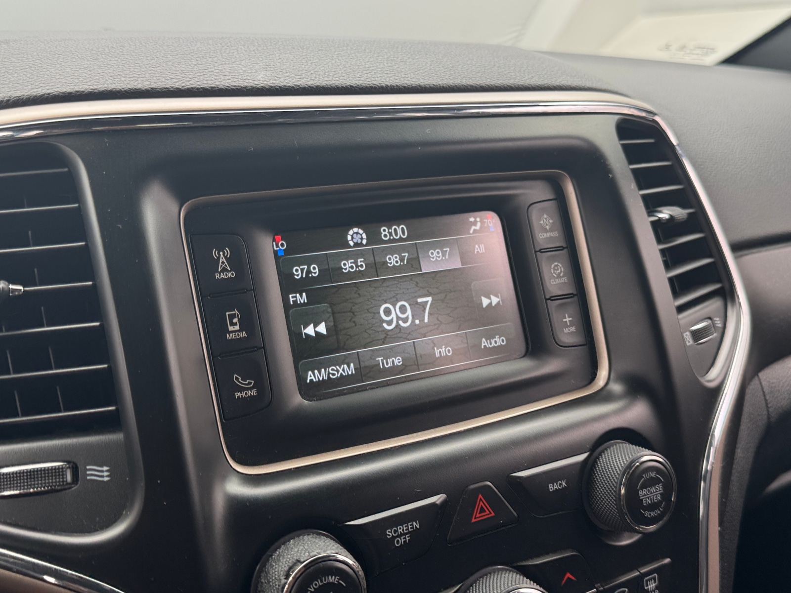 Thumbnail: 2015 Jeep Grand Cherokee - 4