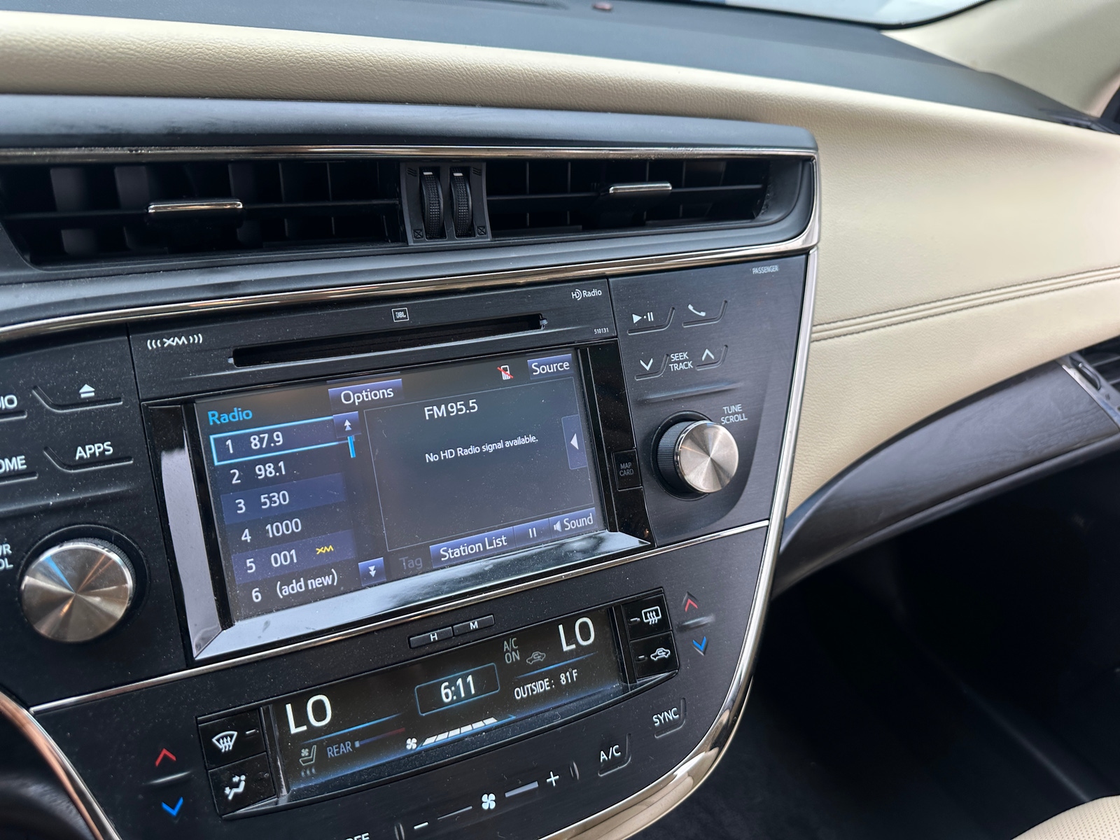 Thumbnail: 2018 Toyota Avalon - 3