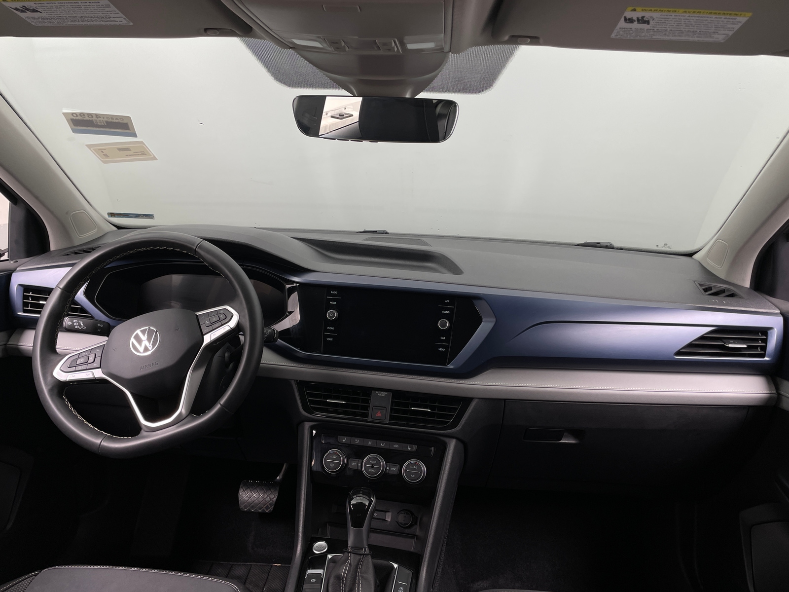 Thumbnail: 2024 Volkswagen Taos - 3