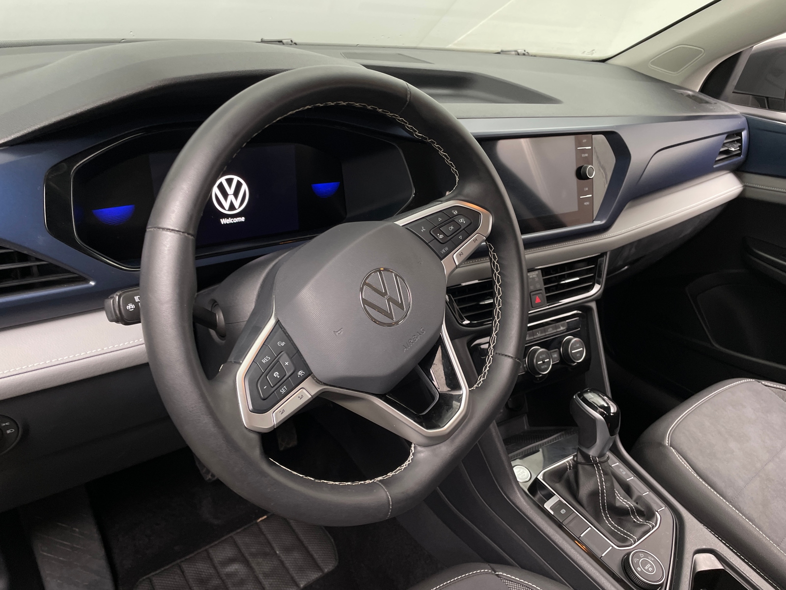 Thumbnail: 2024 Volkswagen Taos - 5