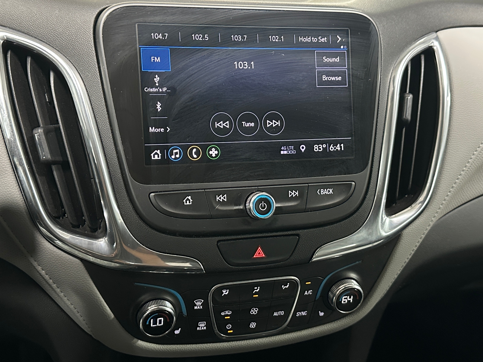 Thumbnail: 2020 Chevrolet Equinox - 3