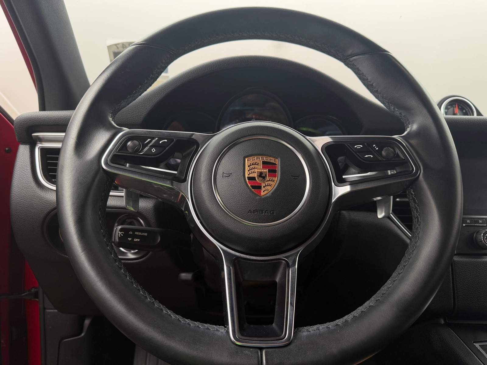 Thumbnail: 2018 Porsche Macan - 5