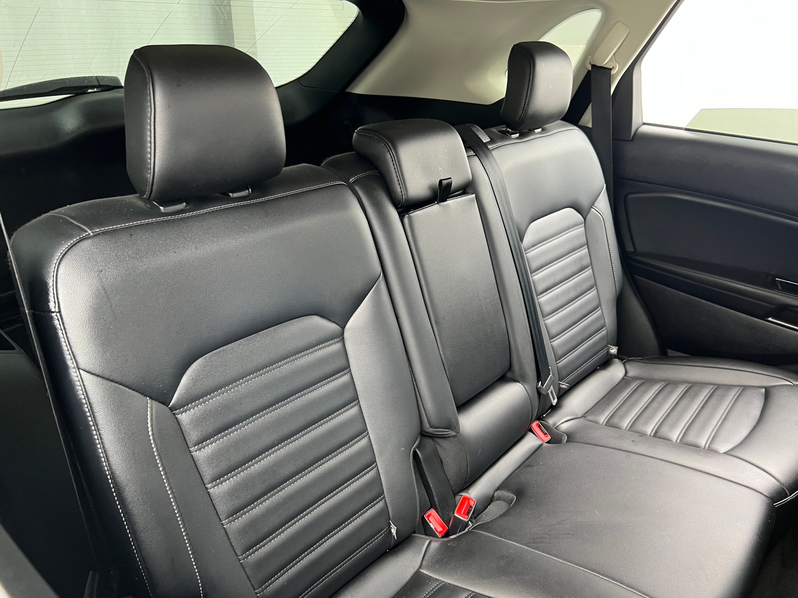 Thumbnail: 2019 Ford Edge - 5