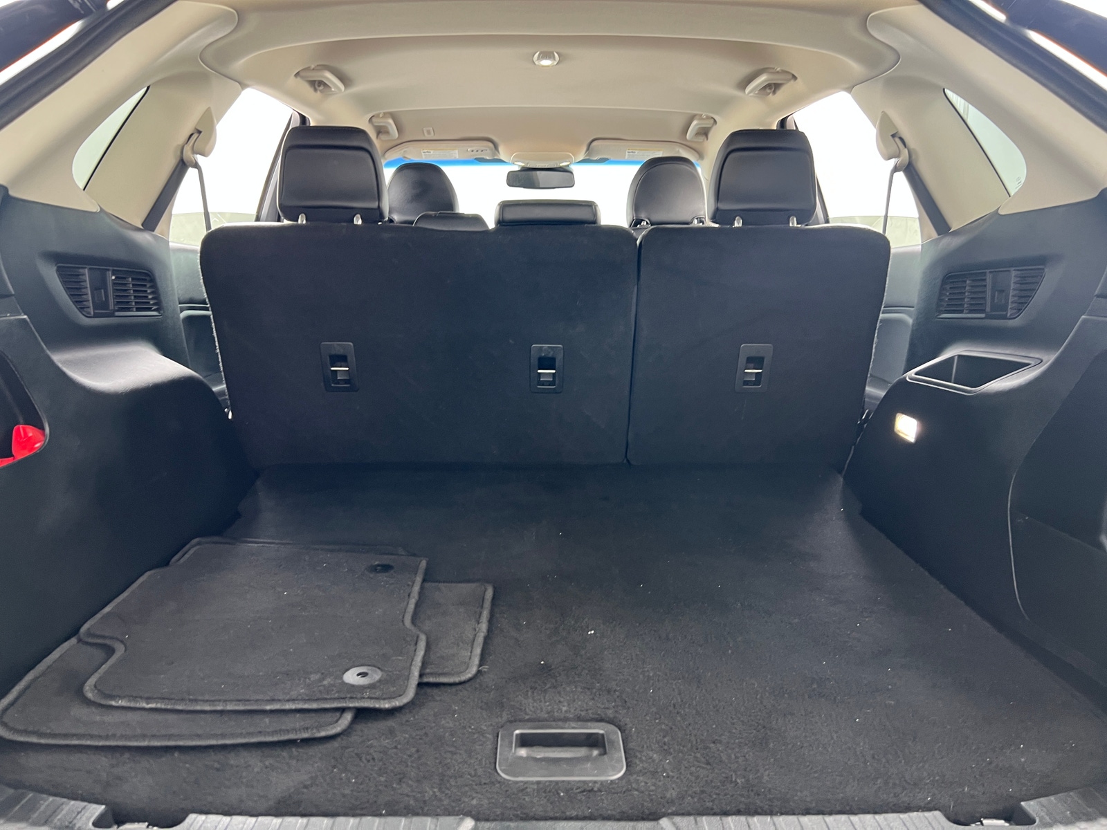 Thumbnail: 2019 Ford Edge - 6