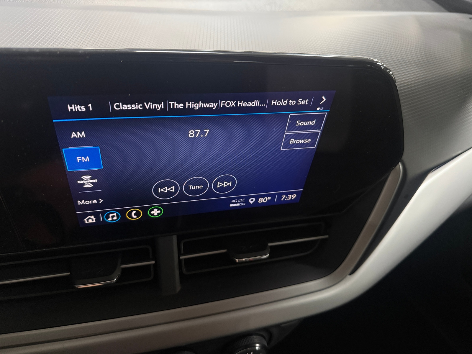 Thumbnail: 2024 Chevrolet Trax - 4