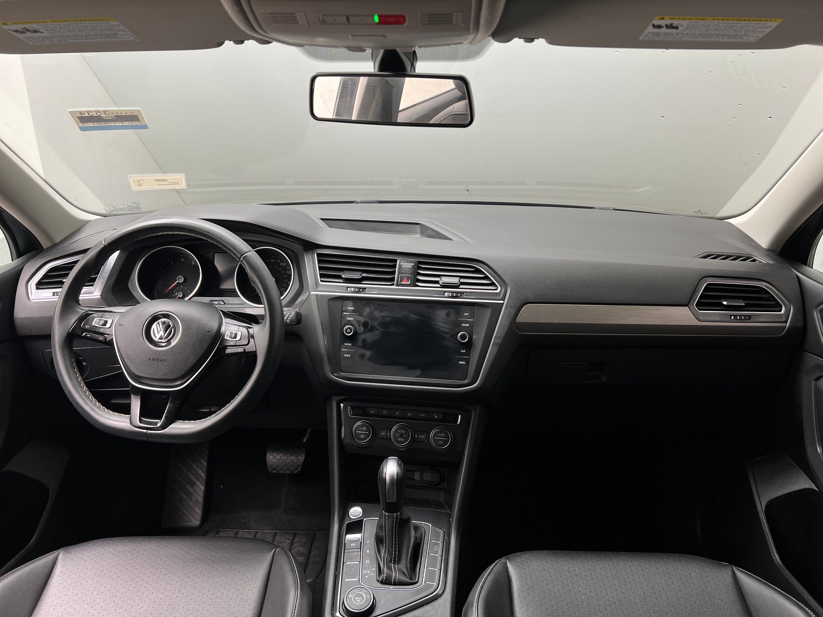 Thumbnail: 2021 Volkswagen Tiguan - 3
