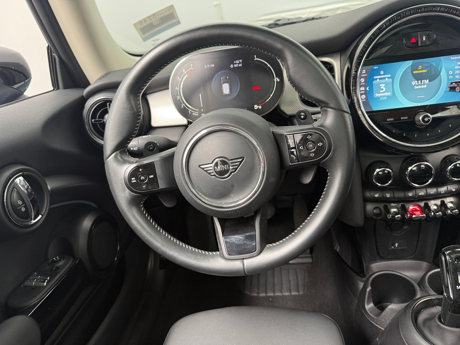 Thumbnail: 2022 MINI Cooper Hardtop - 4