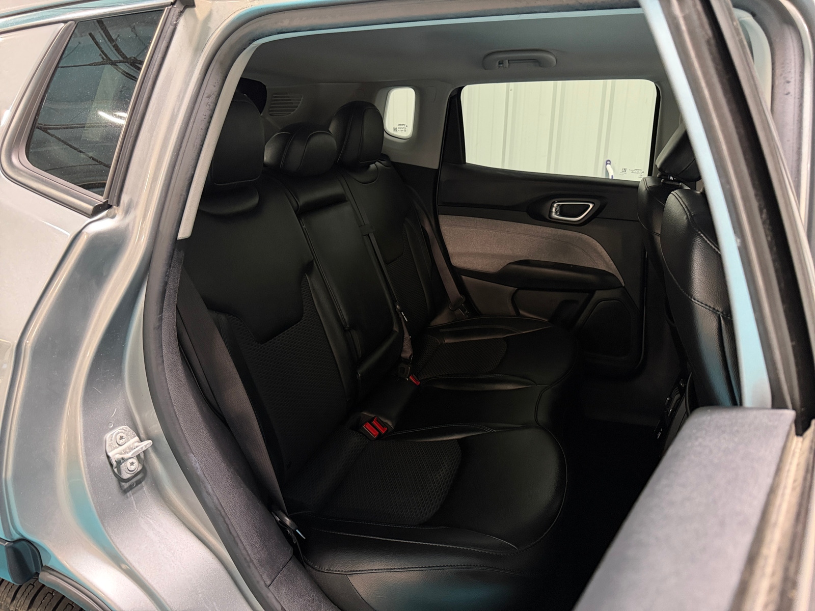 Thumbnail: 2022 Jeep Compass - 6