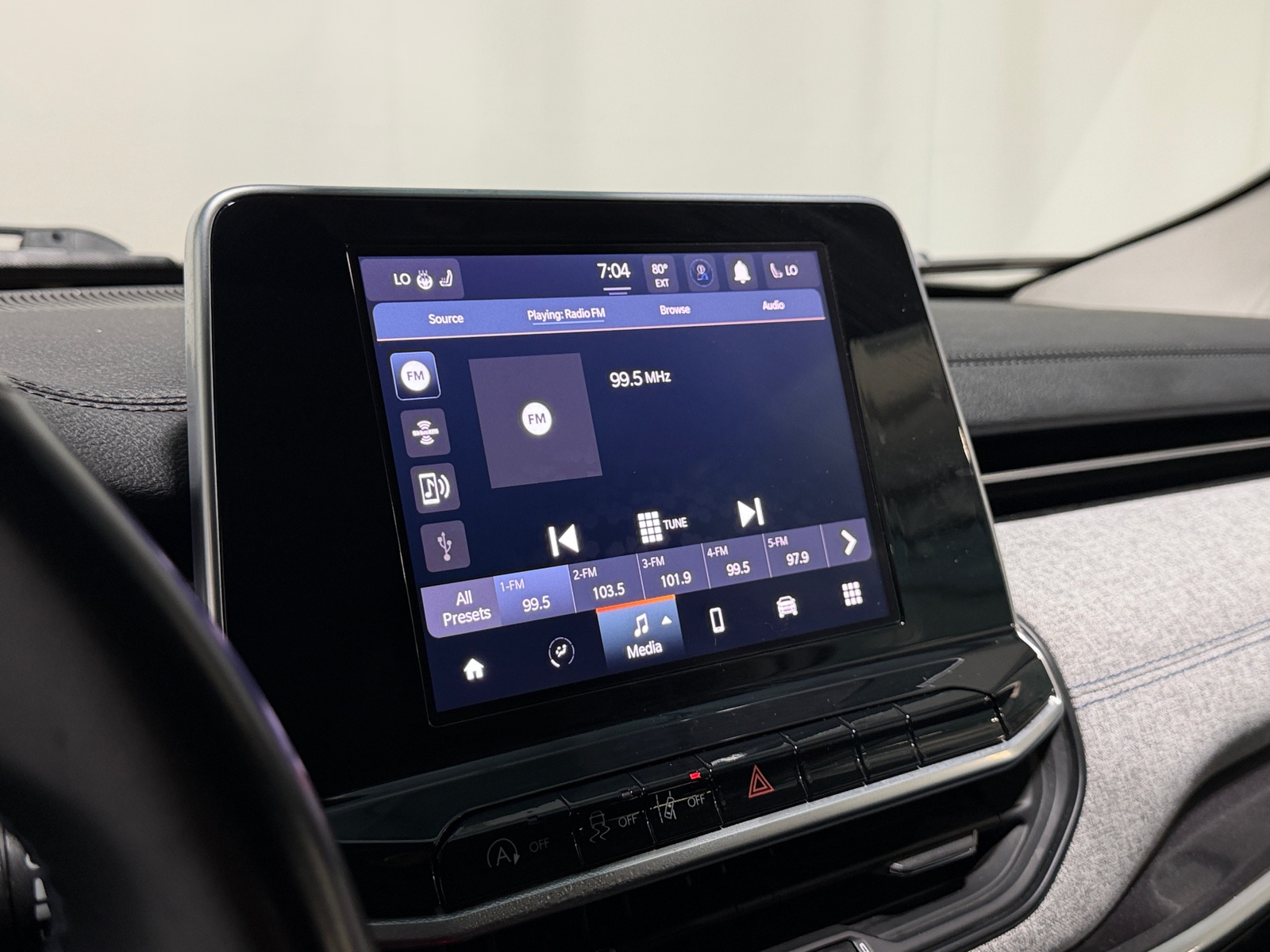Thumbnail: 2022 Jeep Compass - 4