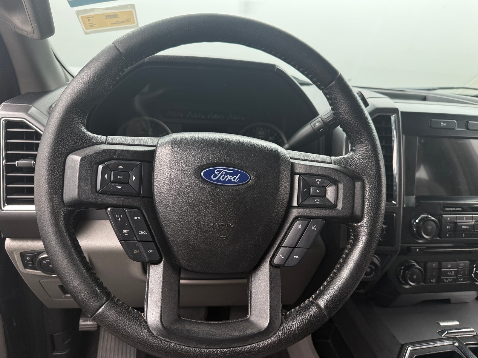 Thumbnail: 2016 Ford Econoline - 5