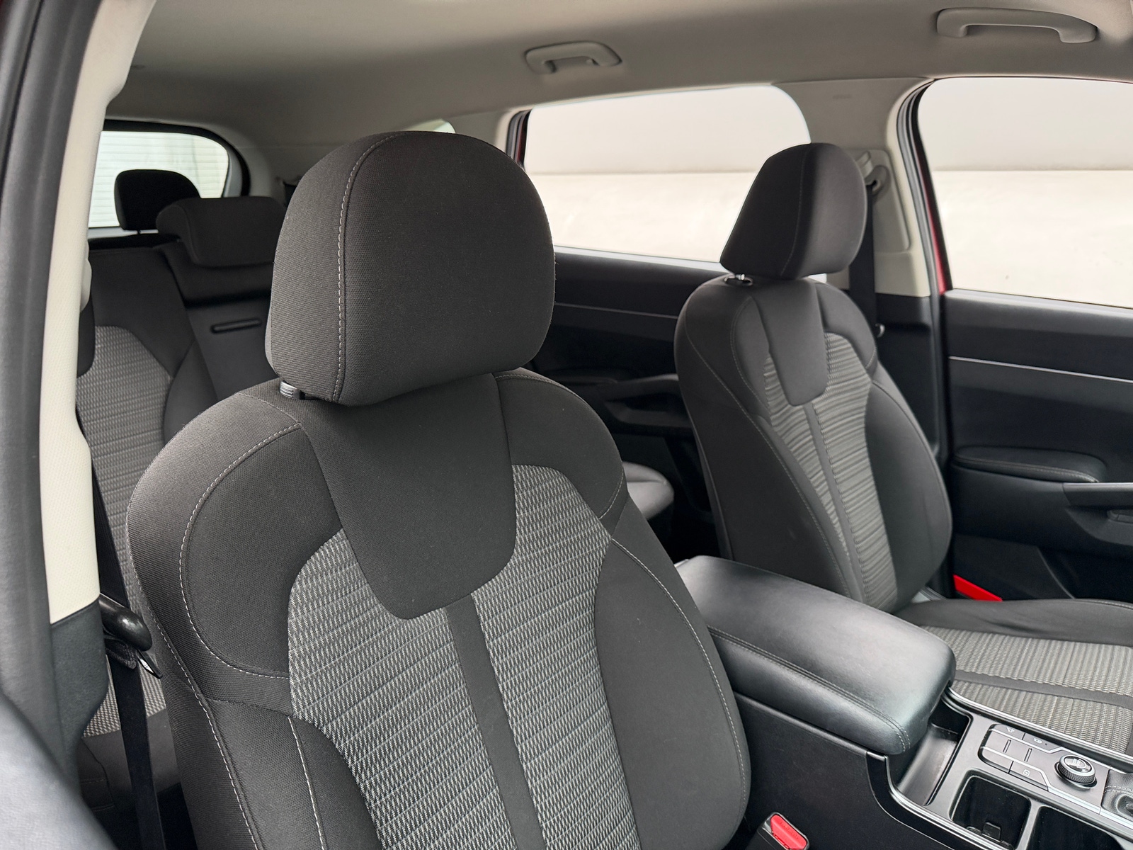 Thumbnail: 2023 Kia Sorento - 2