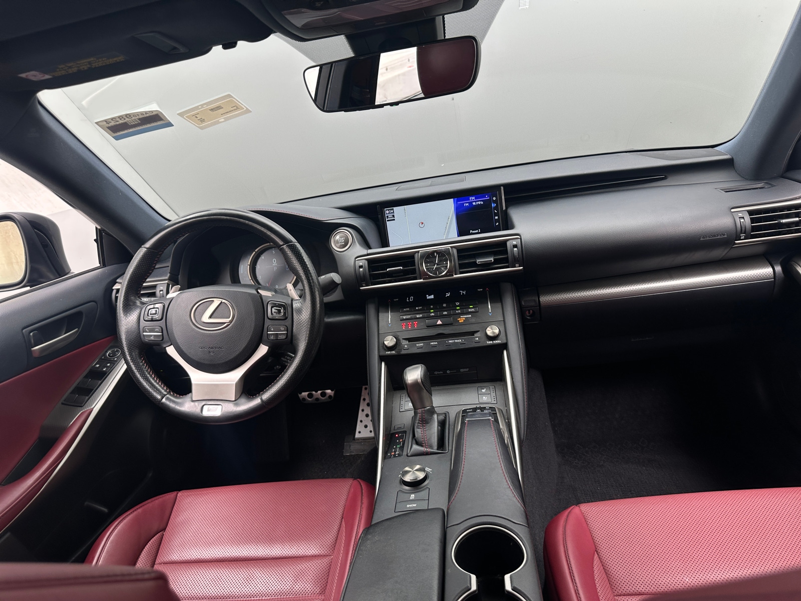 Thumbnail: 2018 Lexus IS - 3