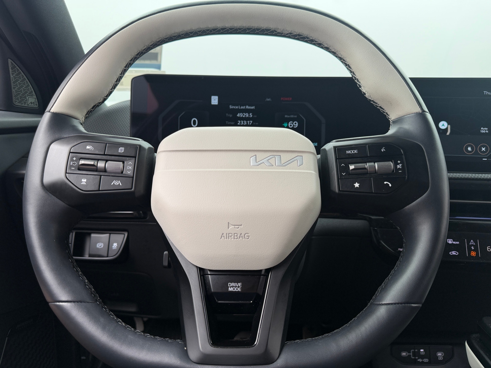 Thumbnail: 2025 Kia EV6 - 4