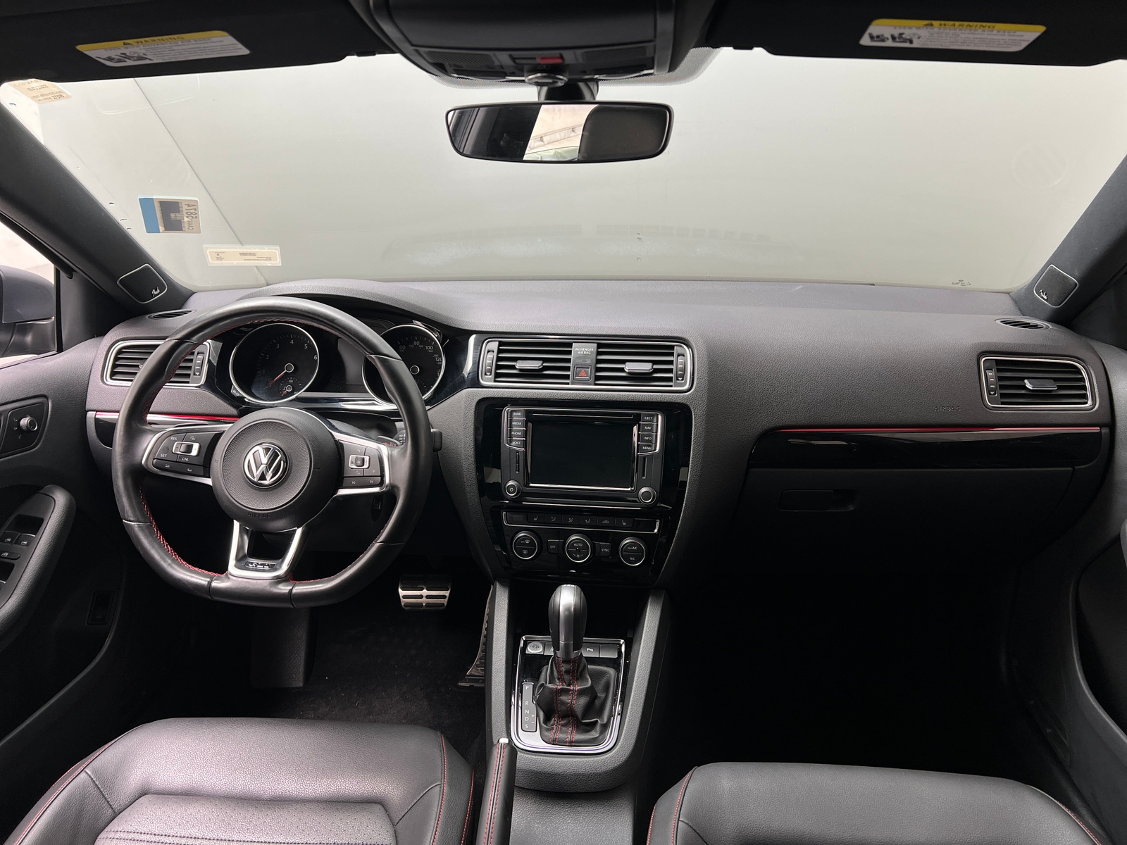 Thumbnail: 2017 Volkswagen Jetta - 3