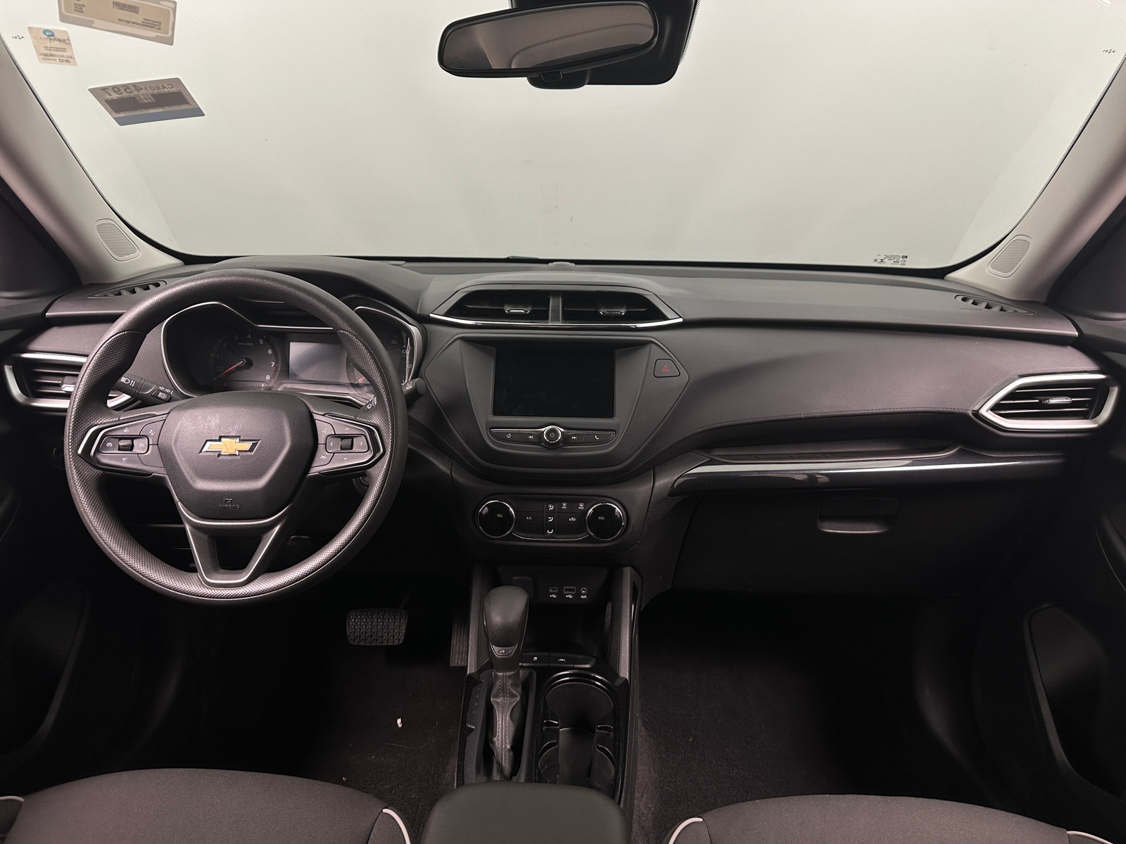 Thumbnail: 2023 Chevrolet TrailBlazer - 3