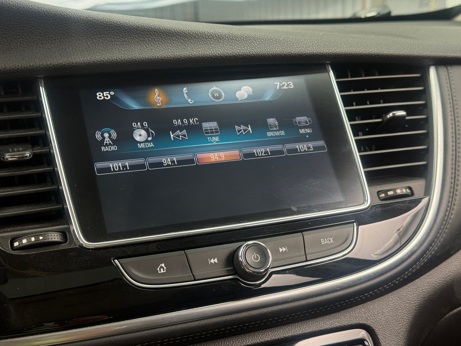 Thumbnail: 2017 Buick Encore - 3