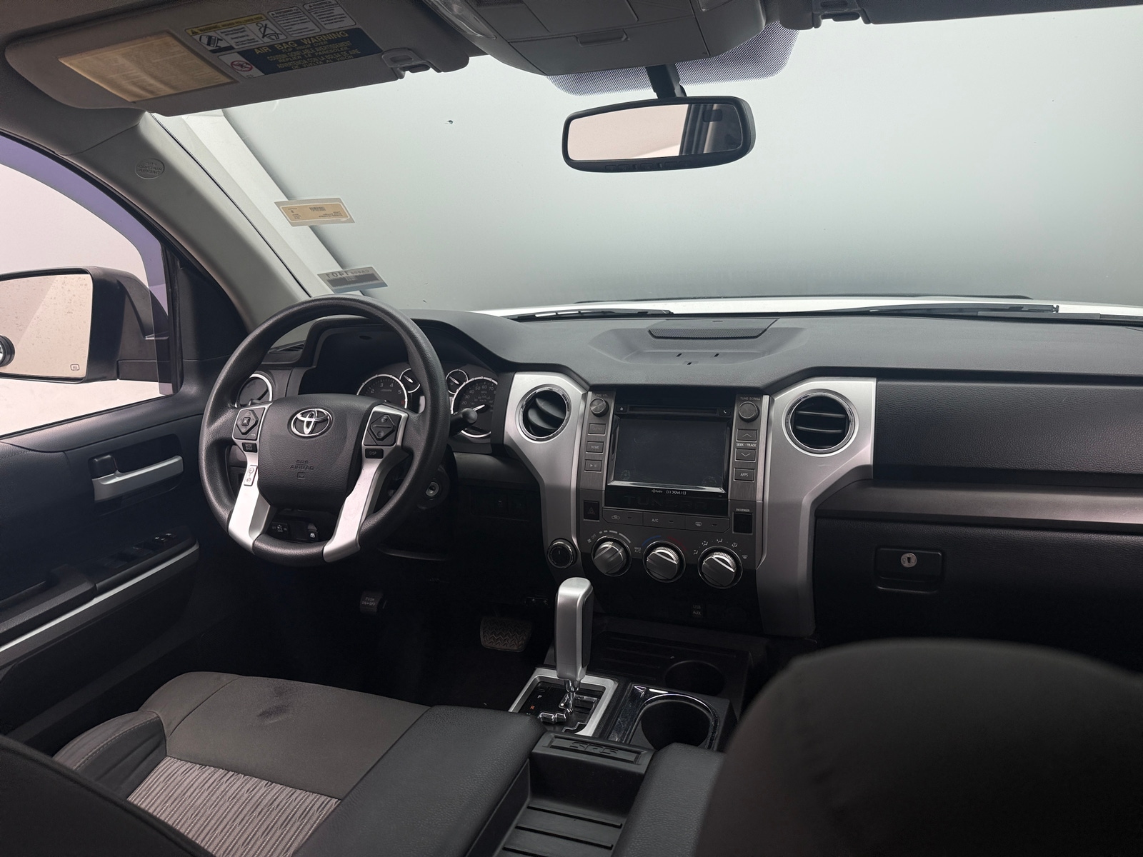 Thumbnail: 2015 Toyota Tundra - 3