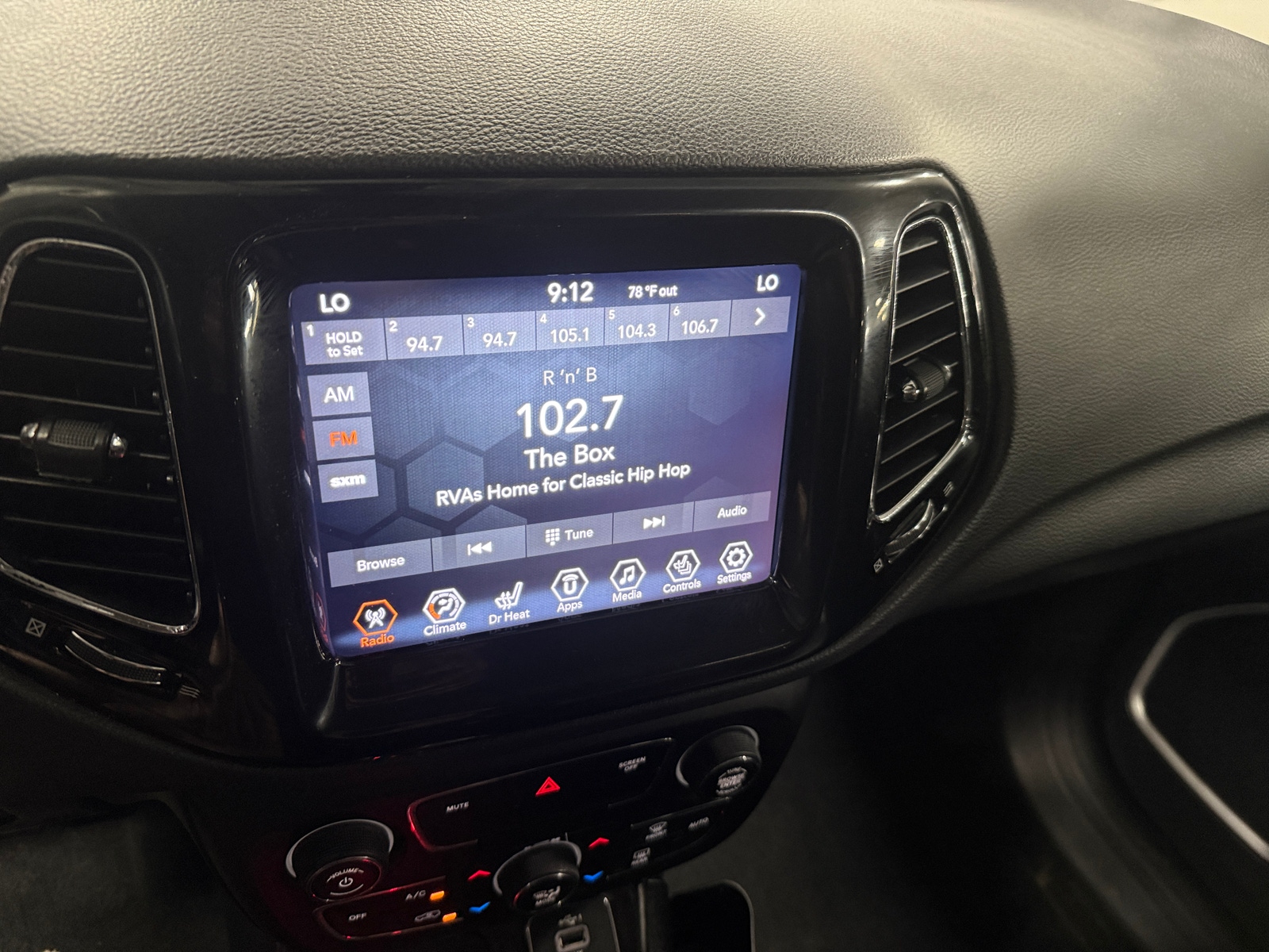 Thumbnail: 2019 Jeep Compass - 3