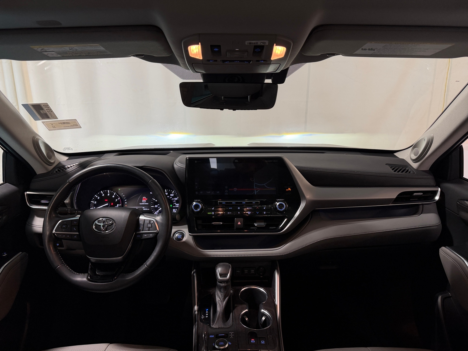 Thumbnail: 2020 Toyota Highlander - 2
